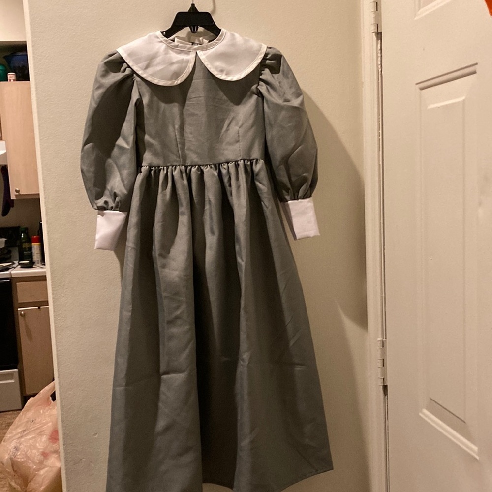 Grey Pilgrim girl dress size small